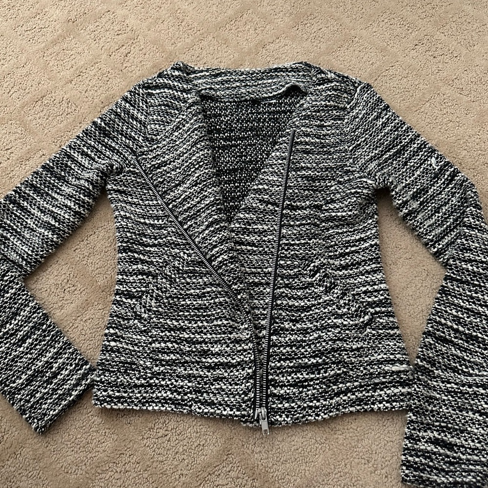 H&M jacket - Picture 2 of 3